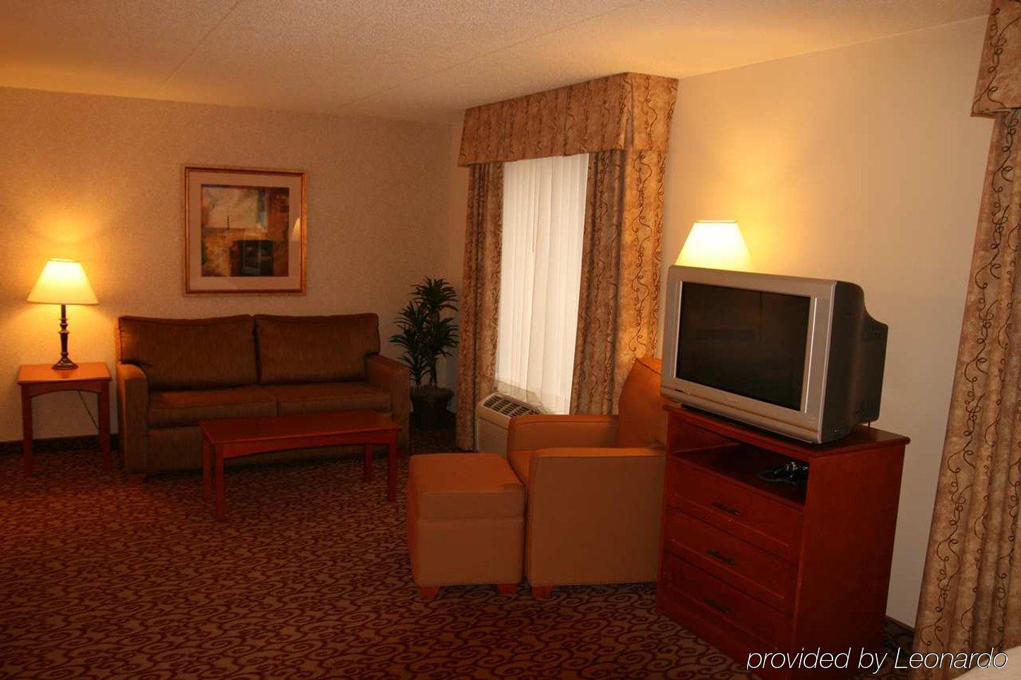 Hampton Inn Dubuque Rum bild