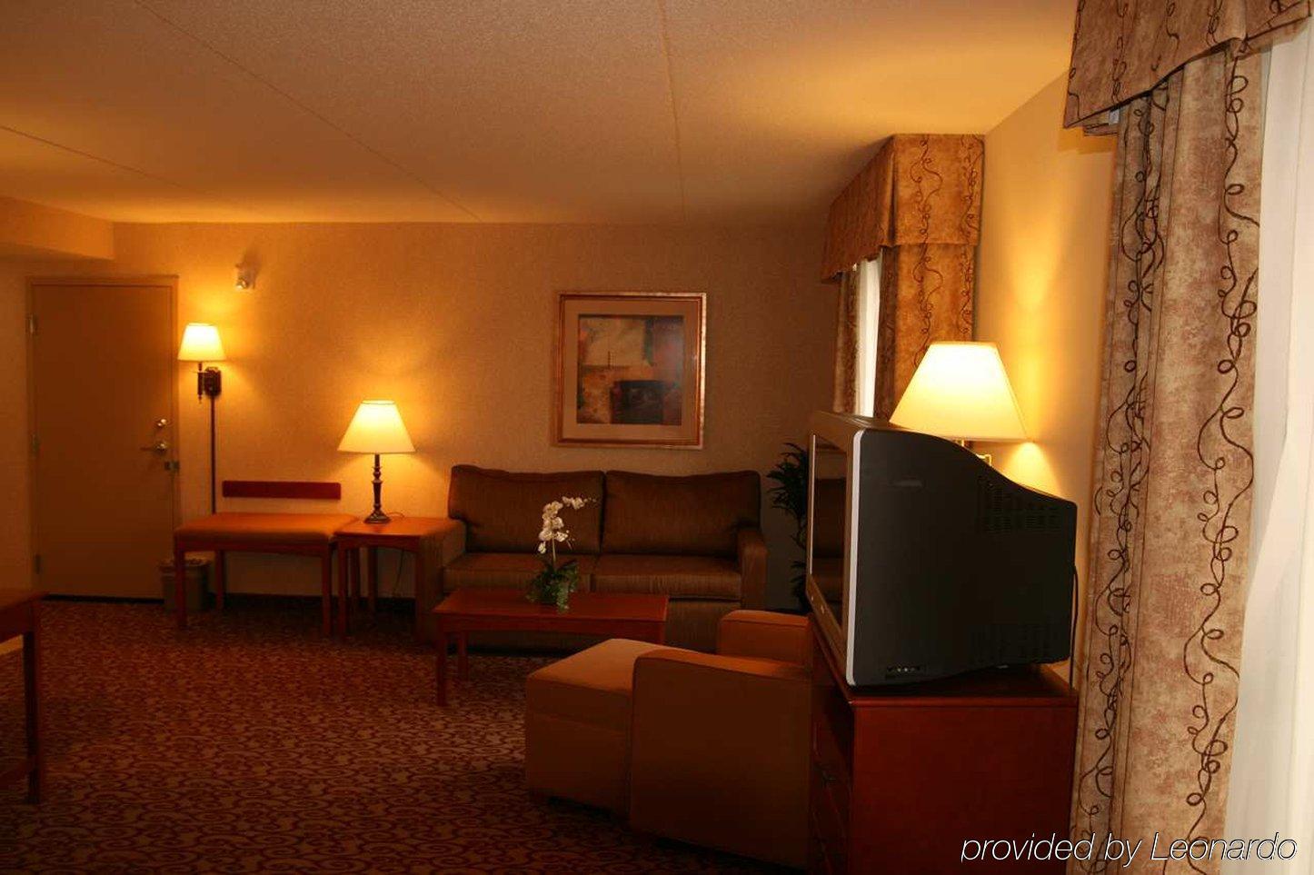 Hampton Inn Dubuque Rum bild